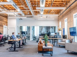 Why-coronavirus-is-challenging-hot-desking